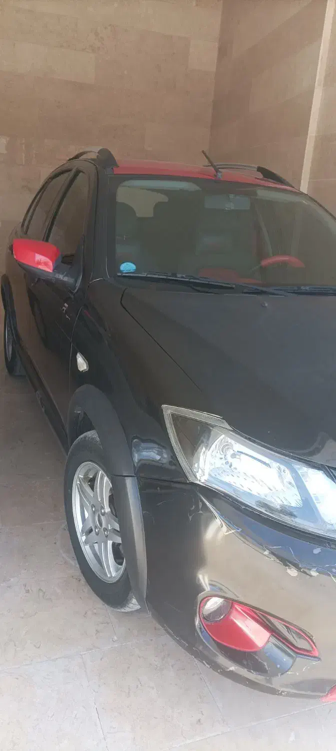 کوییک 1401 R مشکی قرمز اسپرت|خودرو سواری و وانت|یزد, |دیوار