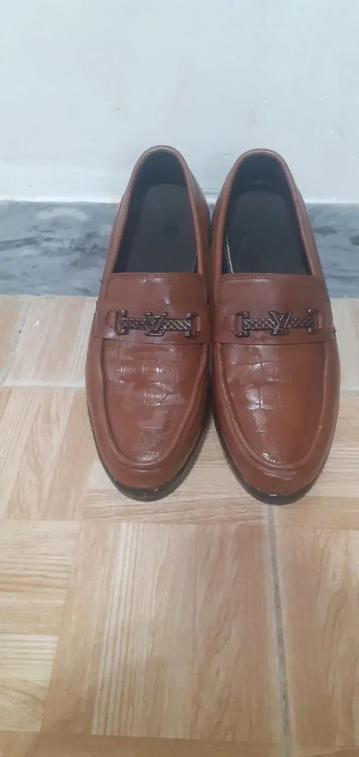 کفش مردانه|کیف، کفش، کمربند|رشت, حمیدیان|دیوار