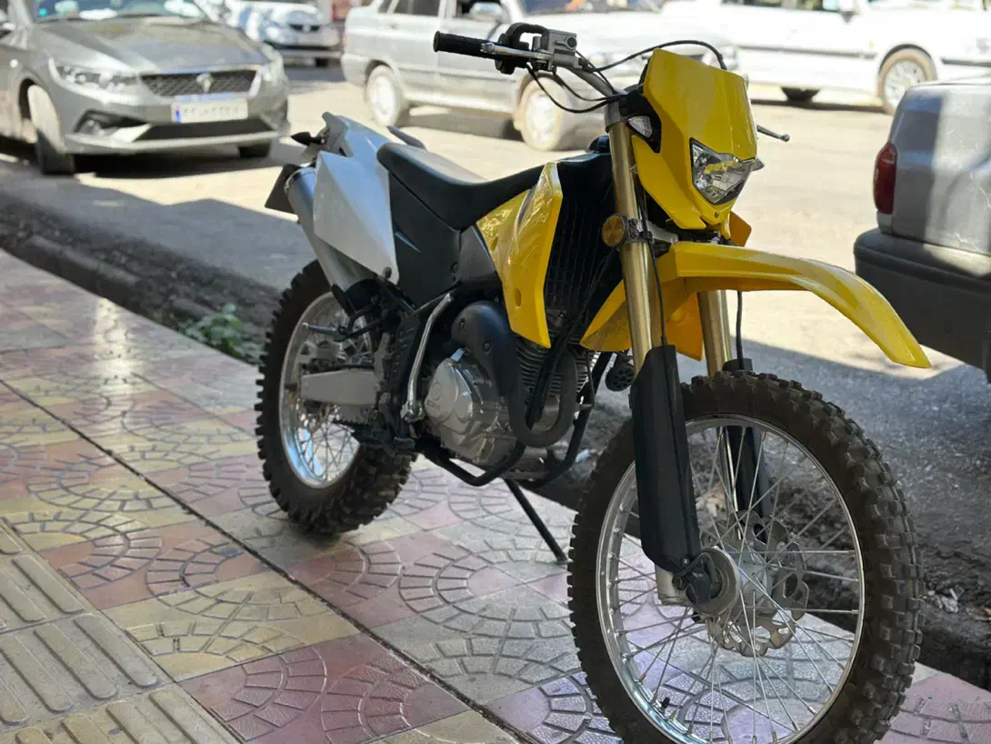 تریل بهرو ۲۰۰|موتورسیکلت|کوهدشت, |دیوار