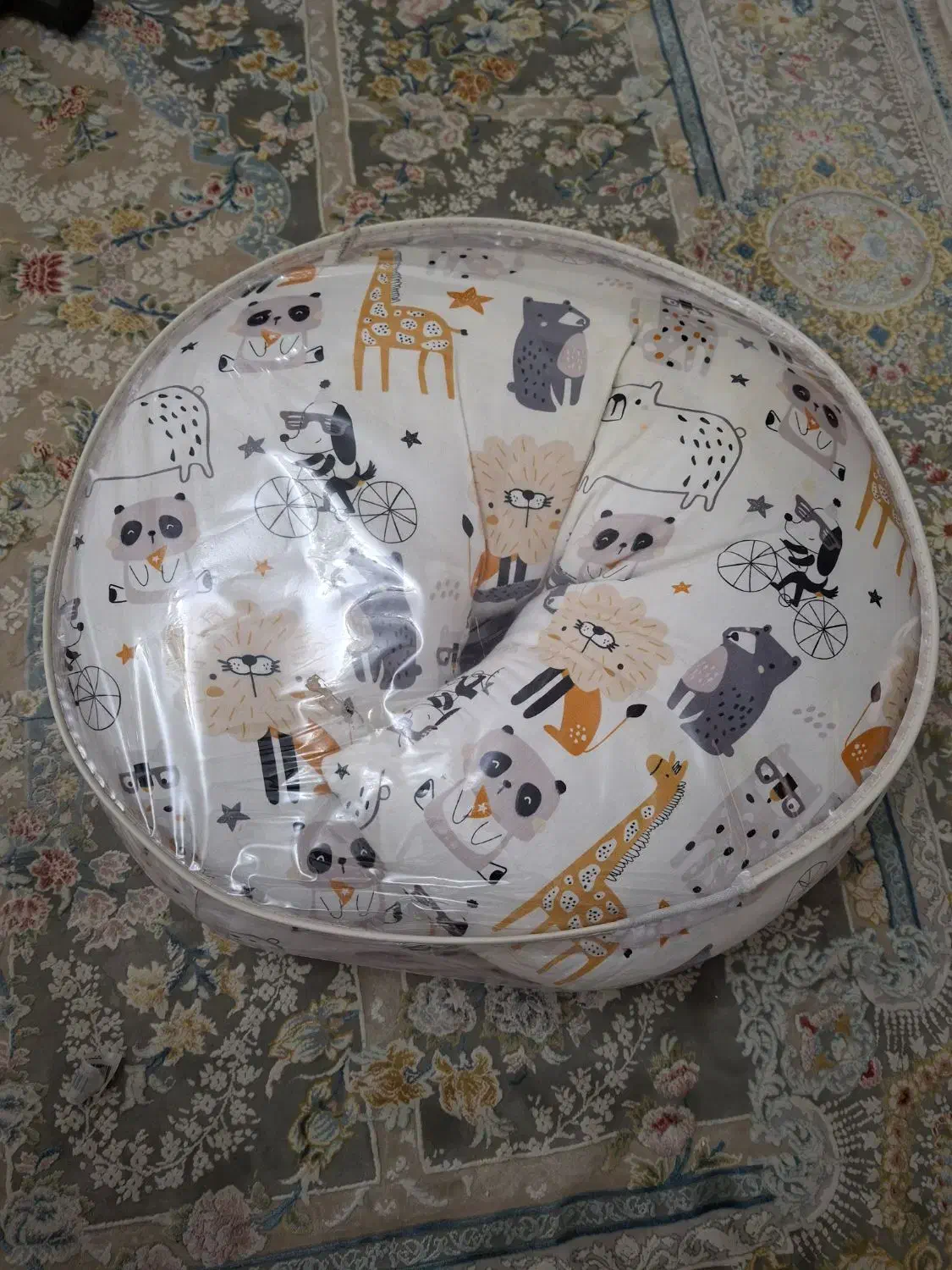 بالشت یو در حد نو مناسب سیسمنونی|اسباب و اثاث بچه|تهران, صد دستگاه|دیوار