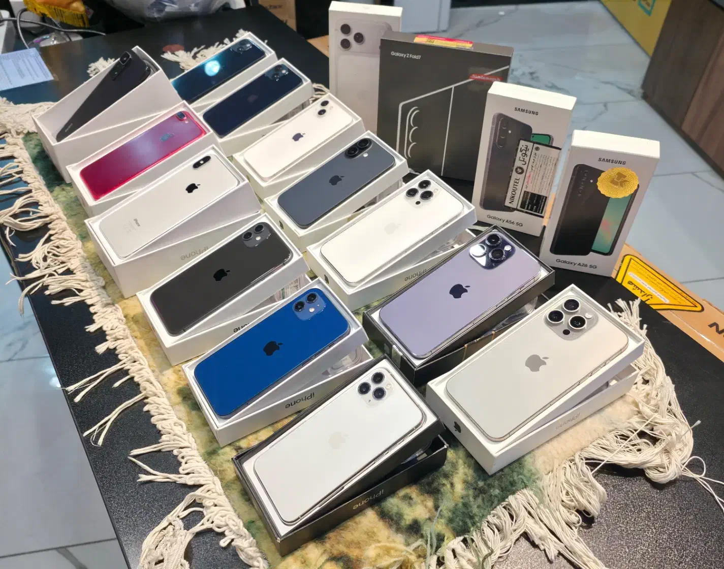 iPhone 13|موبایل|بجنورد, |دیوار