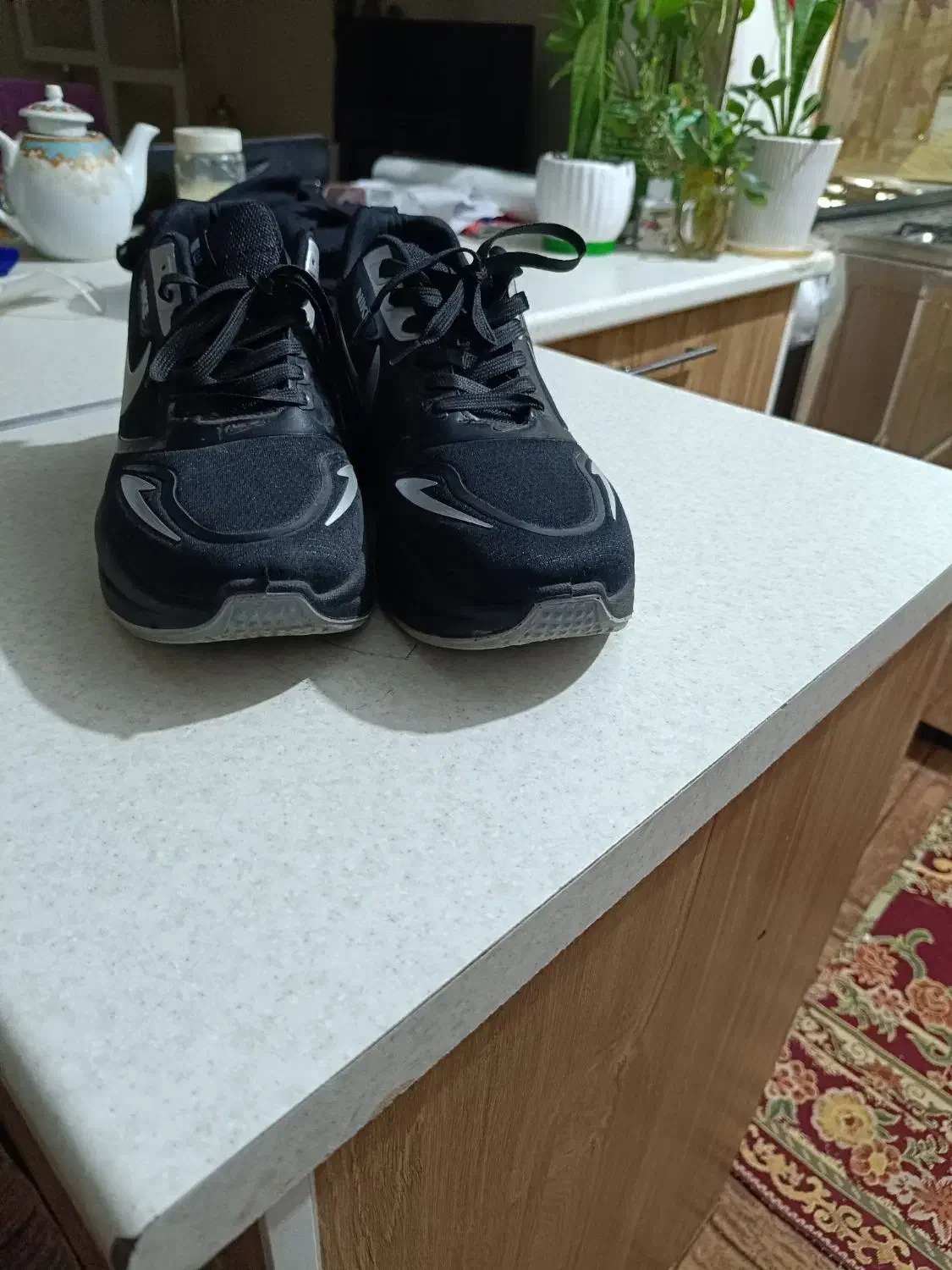 کتونی مشکی سایز 42|کیف، کفش، کمربند|هشتگرد, شهرک گلها|دیوار