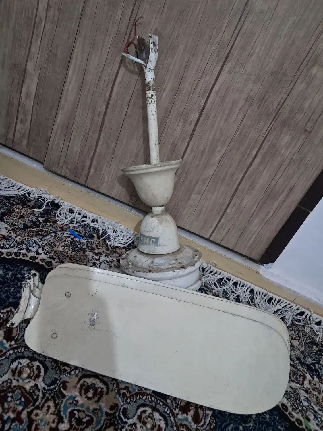 پنکه سقفی|پنکه و تصفیهکنندهٔ هوا|اهواز, کوی مهدیس|دیوار