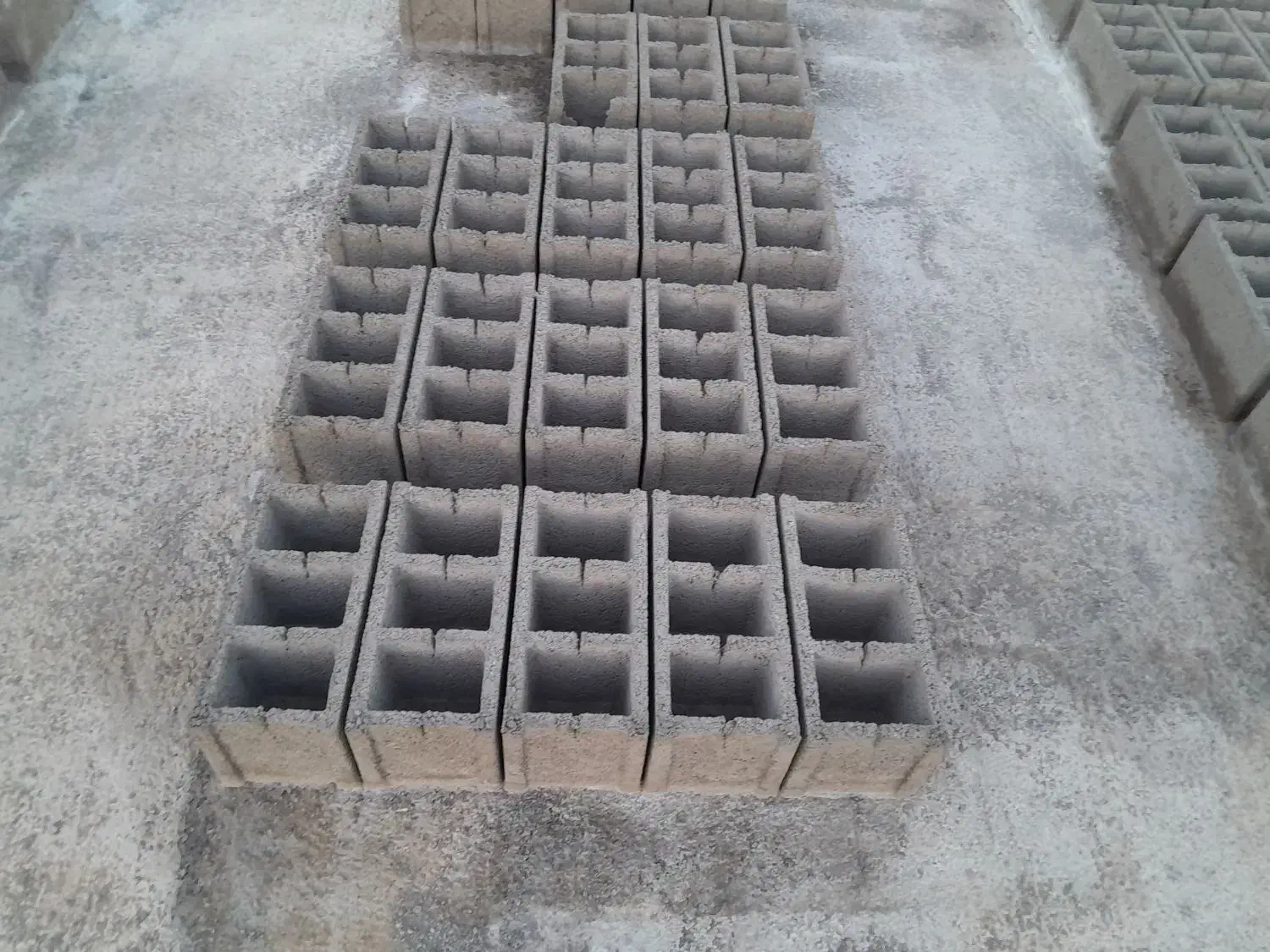 بلوک سیمانی باغی|مصالح و تجهیزات ساختمان|مشهد, شهرک مهرگان|دیوار