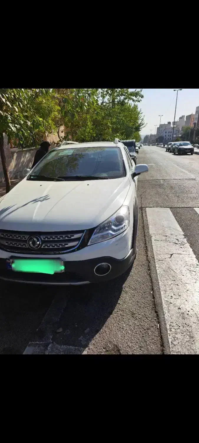 اچ سی کراس مدل ۹۷ بی رنگ فوقلعاده تمیز|خودرو سواری و وانت|تهران, علم و صنعت|دیوار