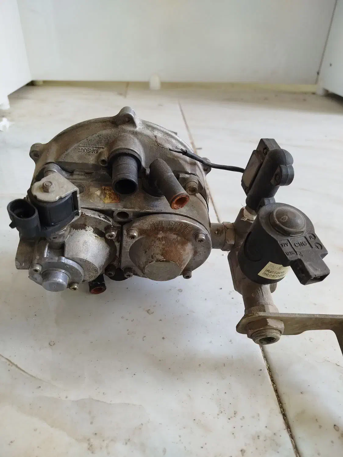 کپسول گاز cng با تمام وسایل|قطعات یدکی و لوازم جانبی|نیشابور, مازول|دیوار