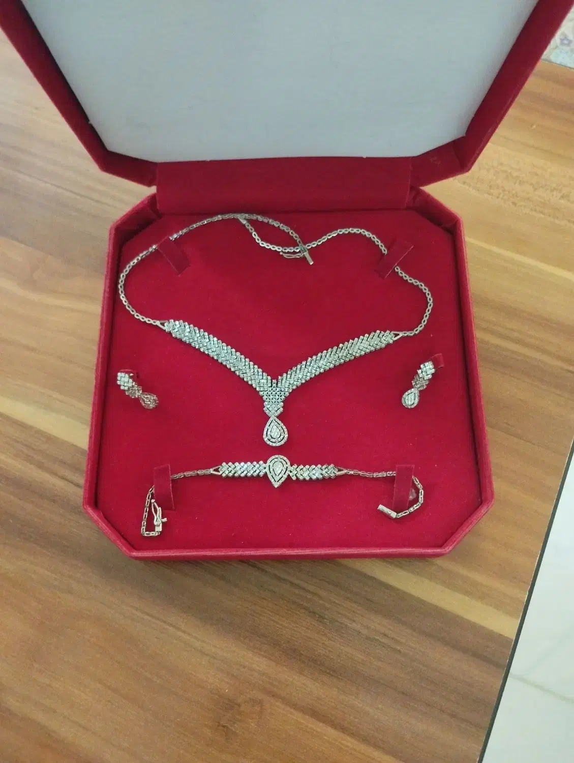 سرویس طلا سفید|جواهرات|تهران, شکیبا|دیوار