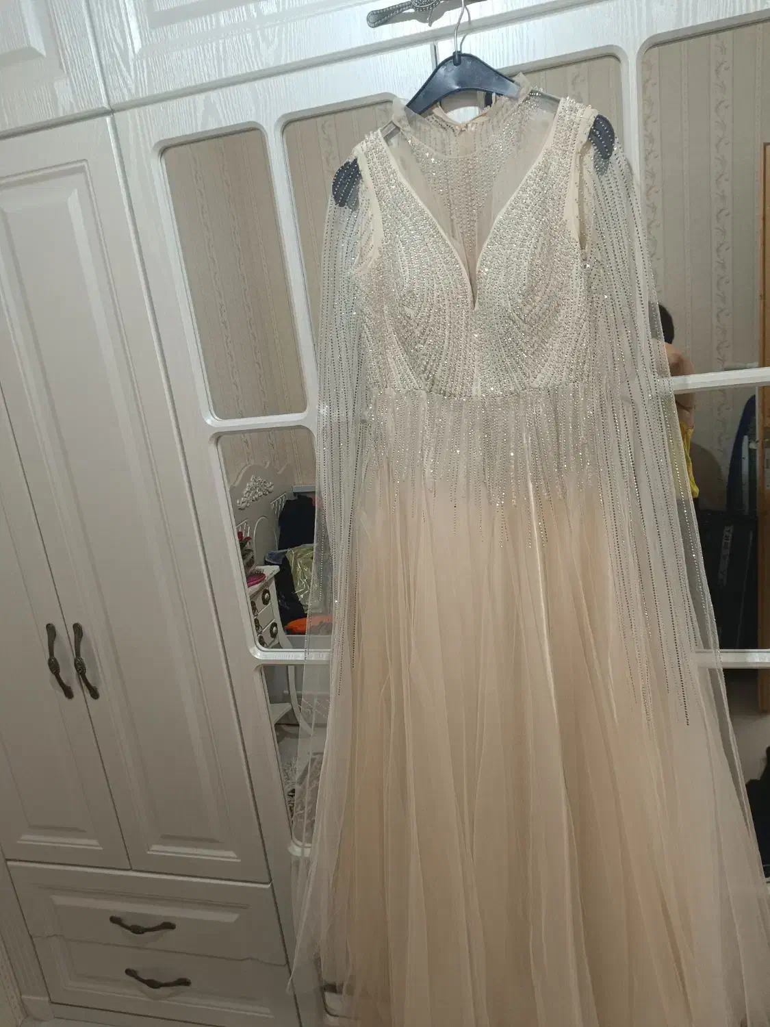 لباس مجلسی|لباس|تنکمان, |دیوار