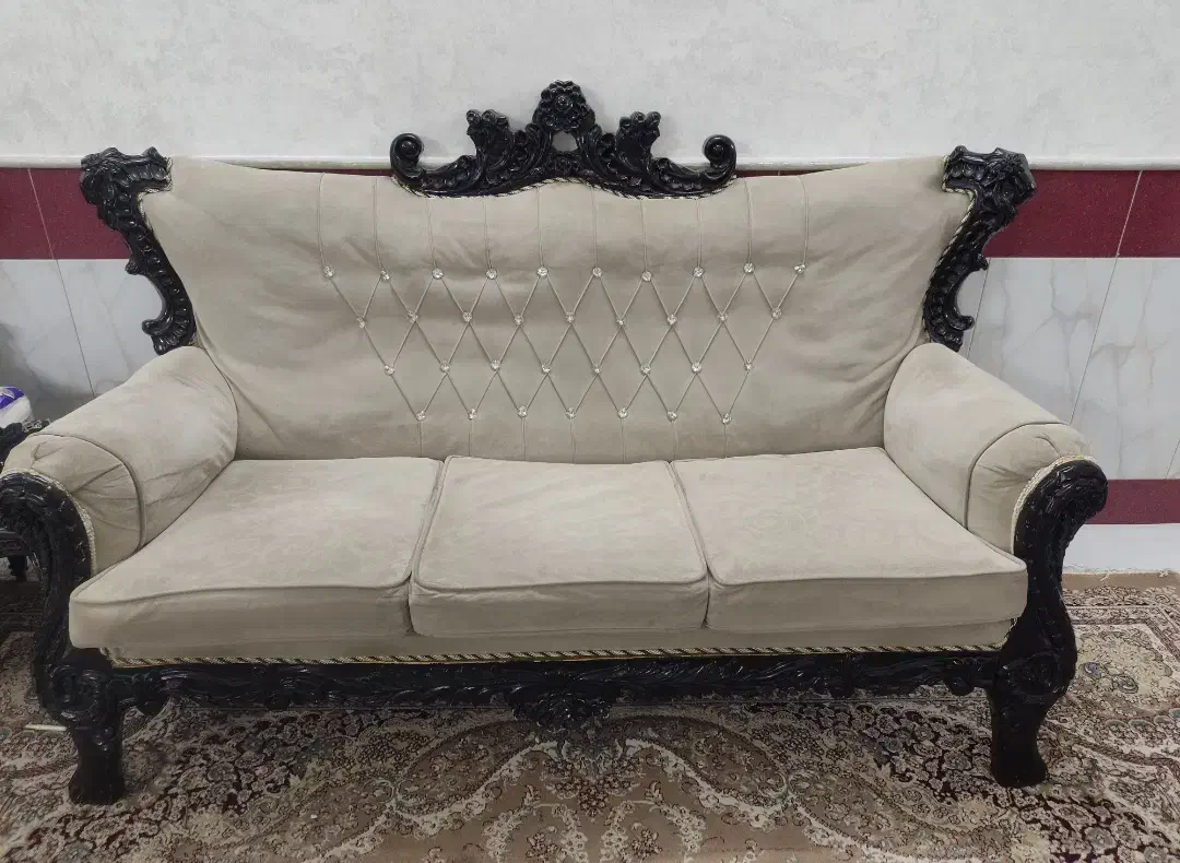 مبل هفت نفره راحتی|مبلمان خانگی و میز عسلی|قم, شهر قائم|دیوار