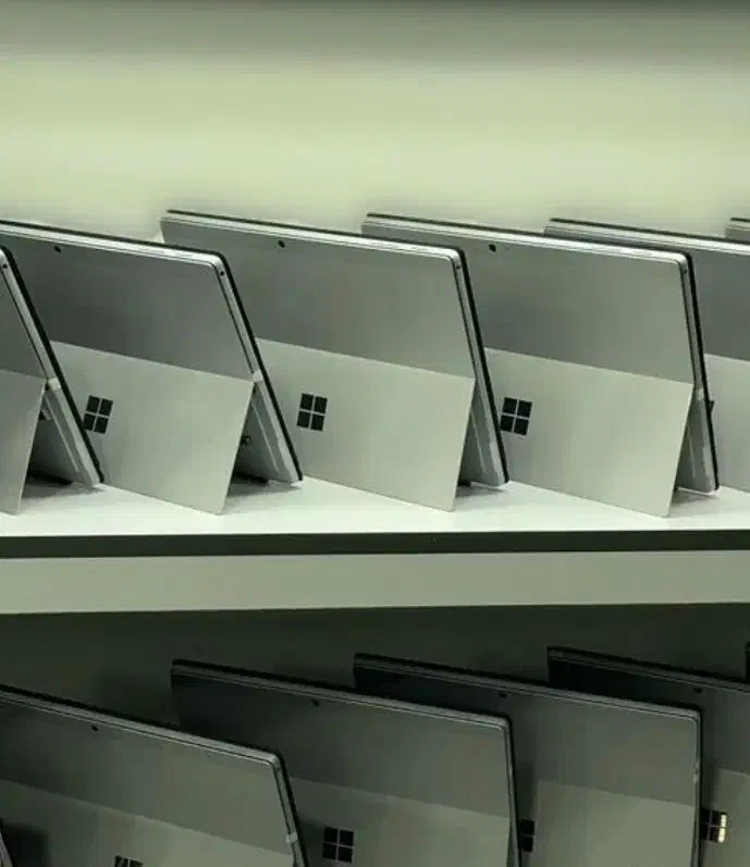 pro7 + i5 8 256|تبلت|تهران, فلسطین (میدان انقلاب)|دیوار