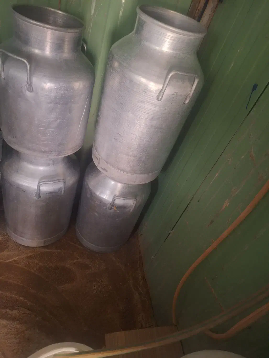 ظرف شیر چهار عدد قیمت۱۰ میلیون|ظروف نگهدارنده، پلاستیکی، یک‌بارمصرف|خواجه, |دیوار