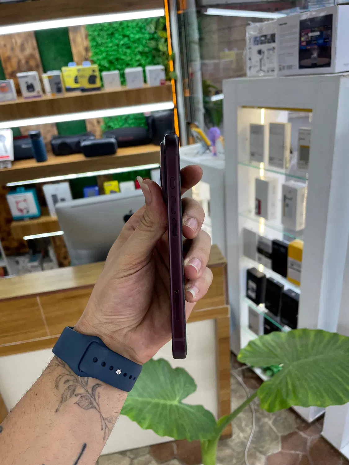 iPhone 18 pro Cherry|موبایل|رشت, سعدی (تختی)|دیوار