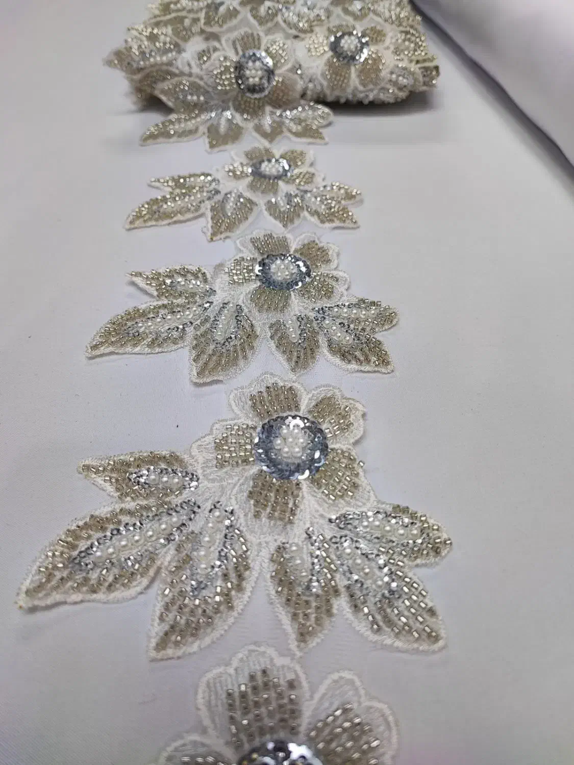 منجوق دوزی انجام میدم|خدمات پیشه و مهارت|ایرانشهر, |دیوار