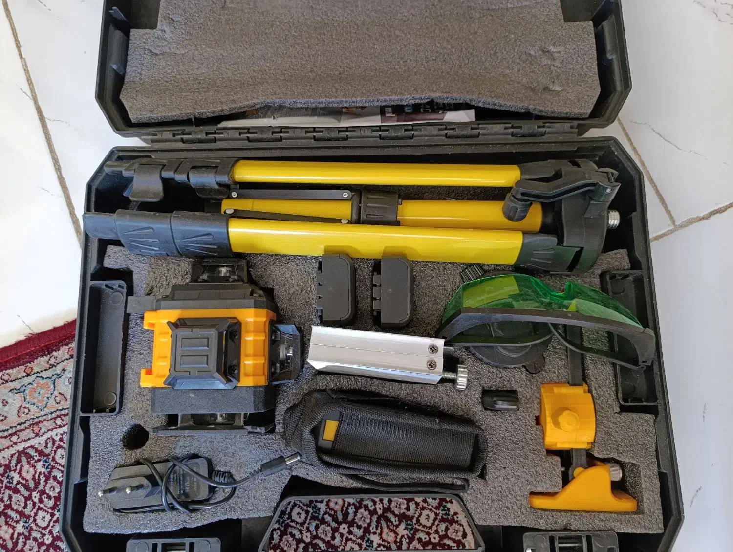 ابزار الات|ابزارآلات|رضویه, |دیوار