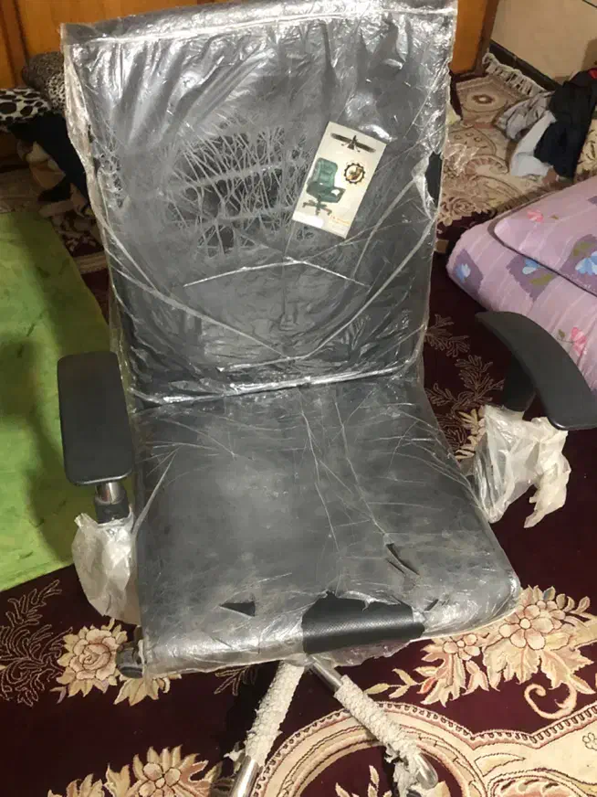 صندلی چرخدار|صندلی و نیمکت|بهبهان, |دیوار