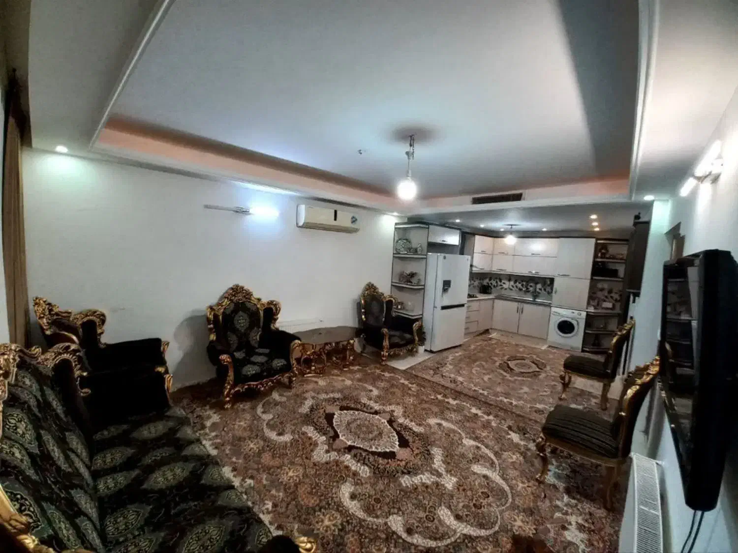 واحد ۷۰ متر   ۲ خواب    تکواحدی      سعادتی|اجارهٔ آپارتمان|قم, سعادتی|دیوار