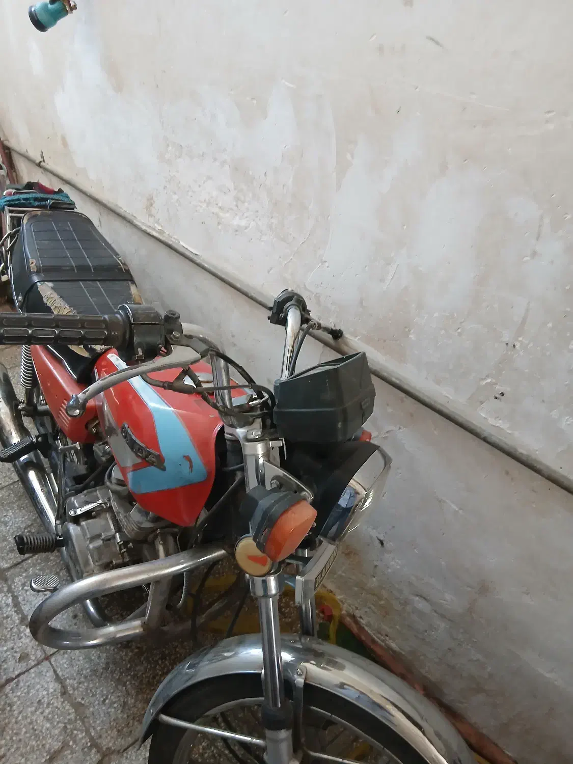 موترسیکلت تمیزمدل۸۲مدارک تکمیل|موتورسیکلت|سبزوار, هفت تیر|دیوار