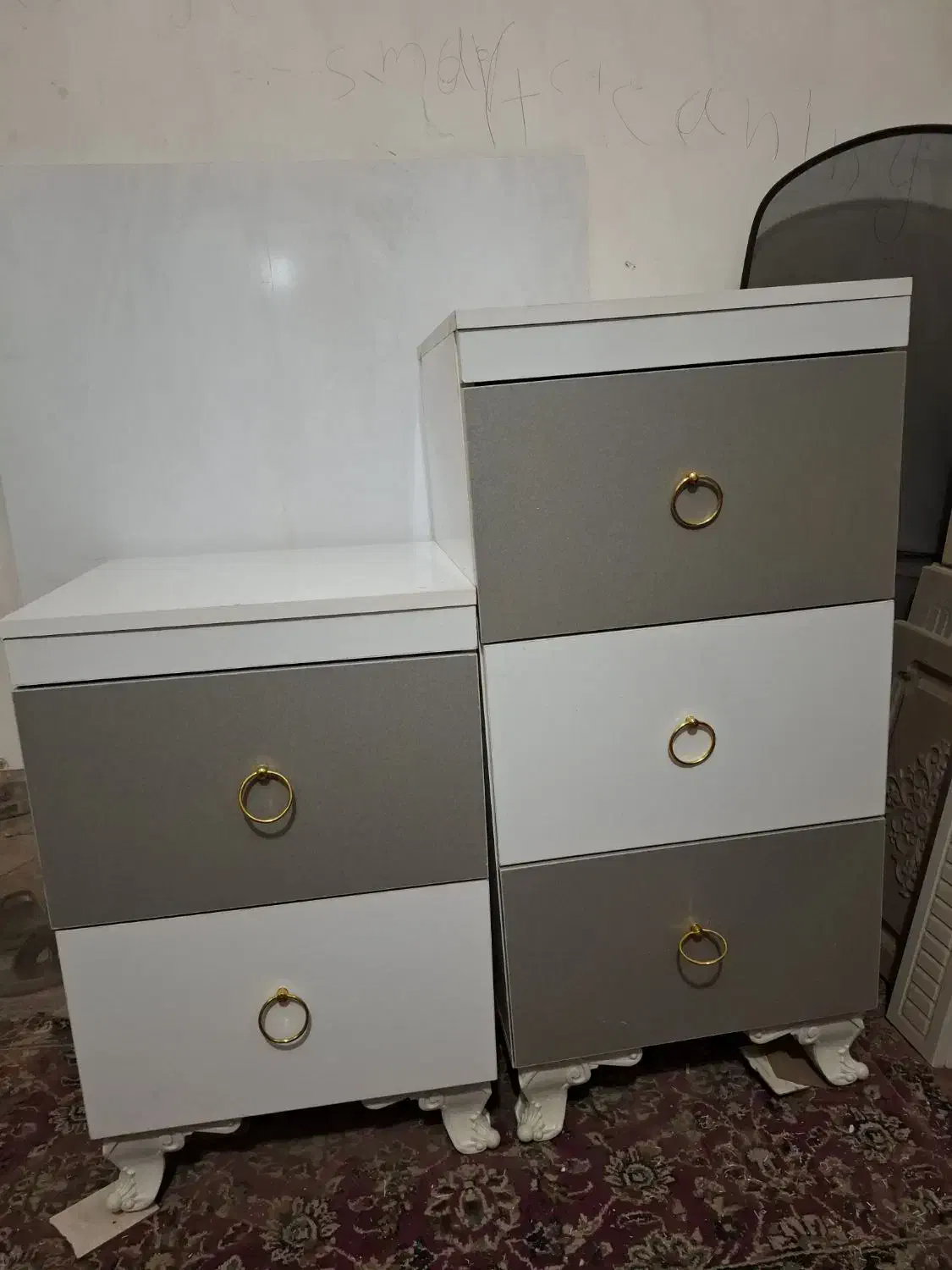 فایل و کتابخانه|جاکفشی، کمد، دراور|قم, قلعه کامکار|دیوار