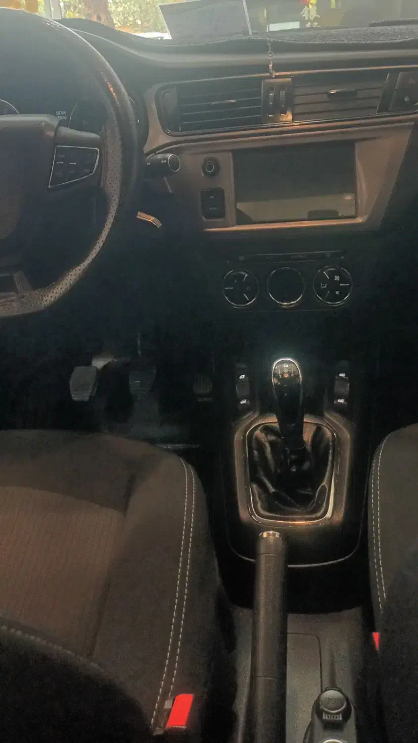 تاراV1مدل۴۰۲|خودرو سواری و وانت|آباده, |دیوار