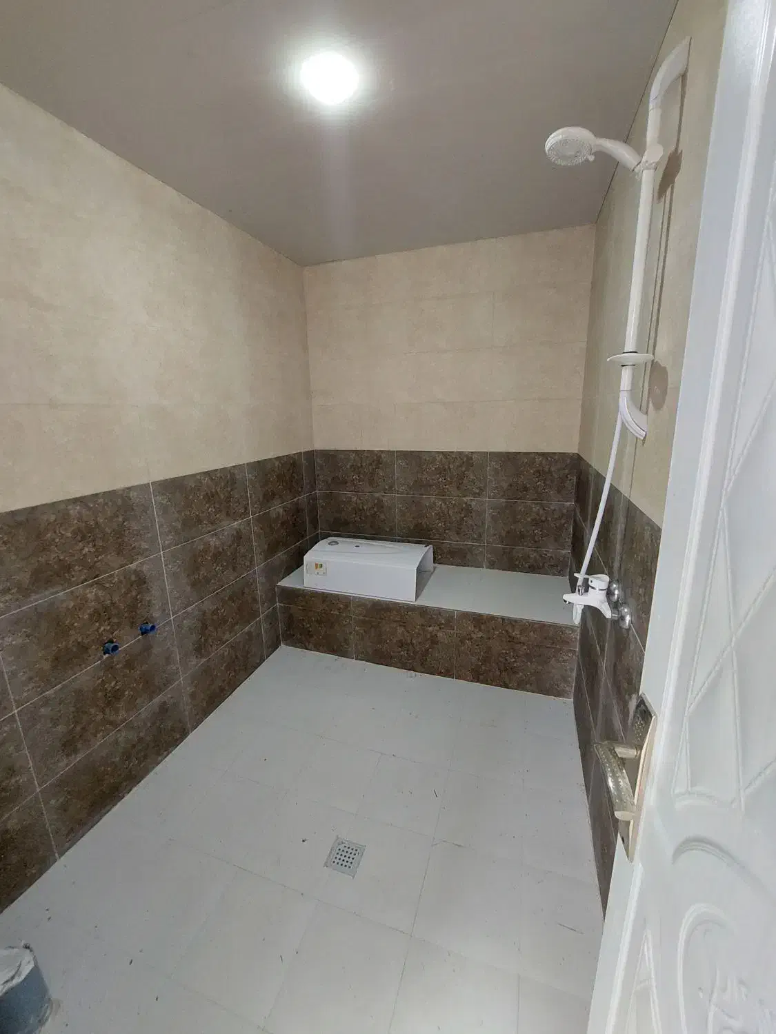 ویلا کلاسیک در خشکبیجار زیباکنار|فروش خانه و ویلا|رشت, دیلمان|دیوار