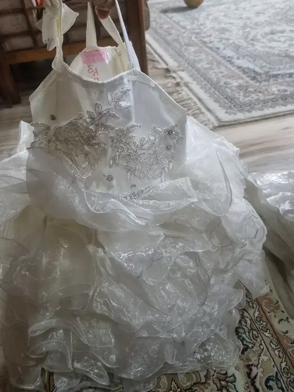 لباس عروسکی|لباس|نجف‌آباد, کهریزسنگ|دیوار