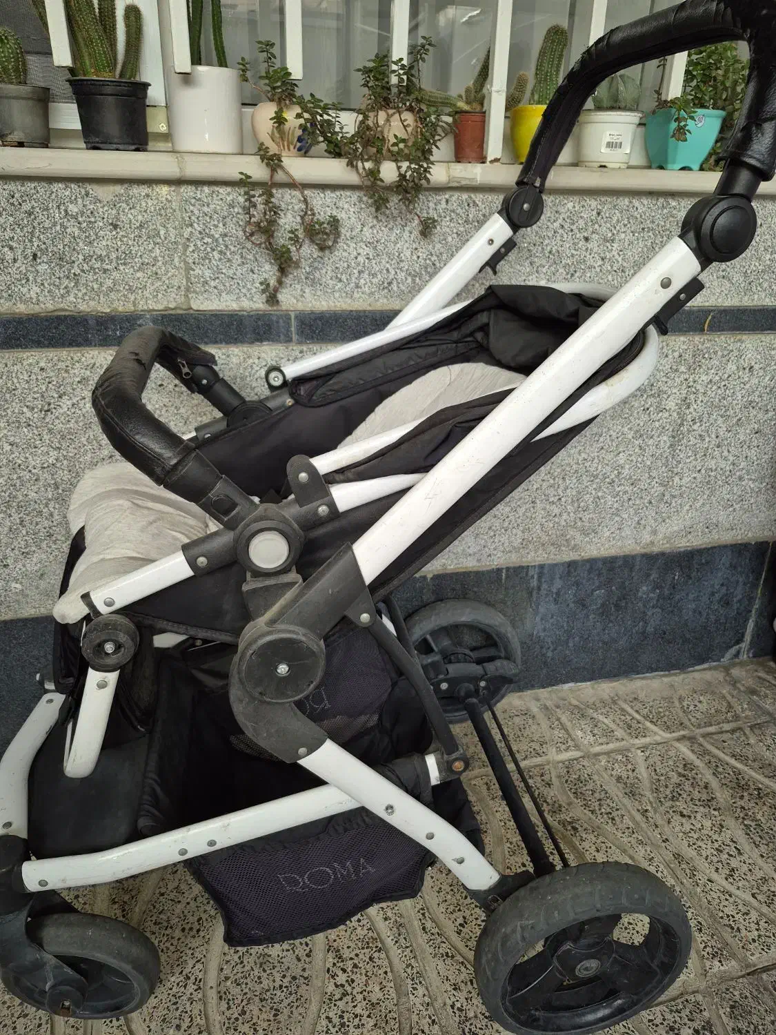 کالسکه|کالسکه و لوازم جانبی|چهارباغ, |دیوار