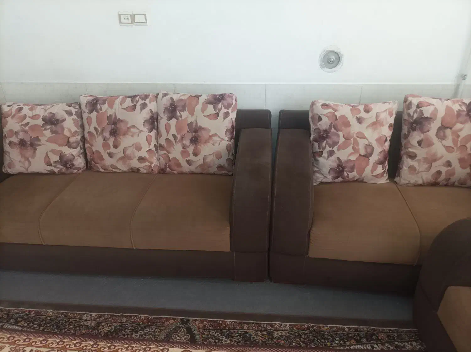 مبل راحتی|مبلمان خانگی و میز عسلی|شیراز, شهرک کوشکک|دیوار