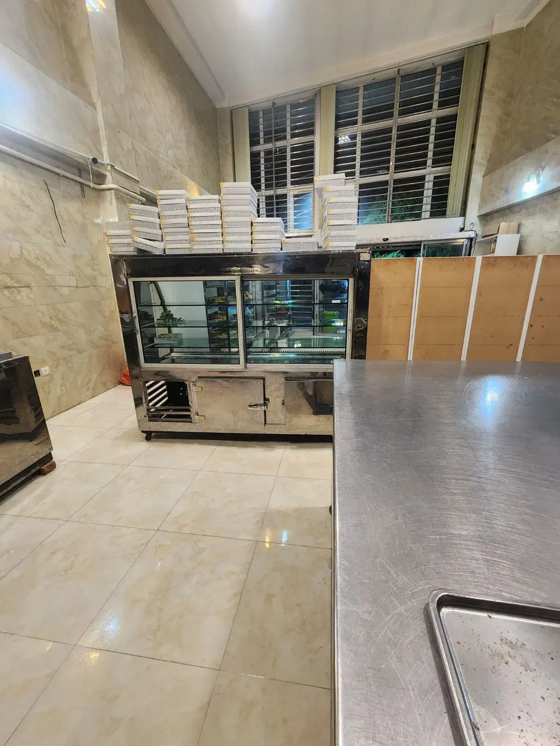 وردست قناد شاگرد|استخدام بازاریابی و فروش|خسروشاه, |دیوار