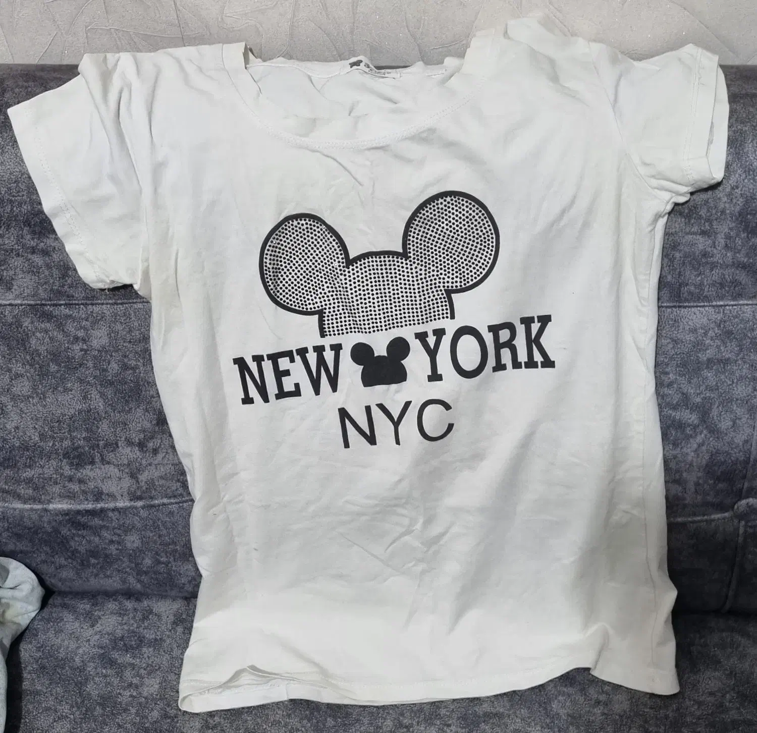 تعدادی تیشرت و شلوارک بچگانه دخترانه(100هزارتومان)|کفش و لباس بچه|اندیشه, اندیشه فاز ۱|دیوار