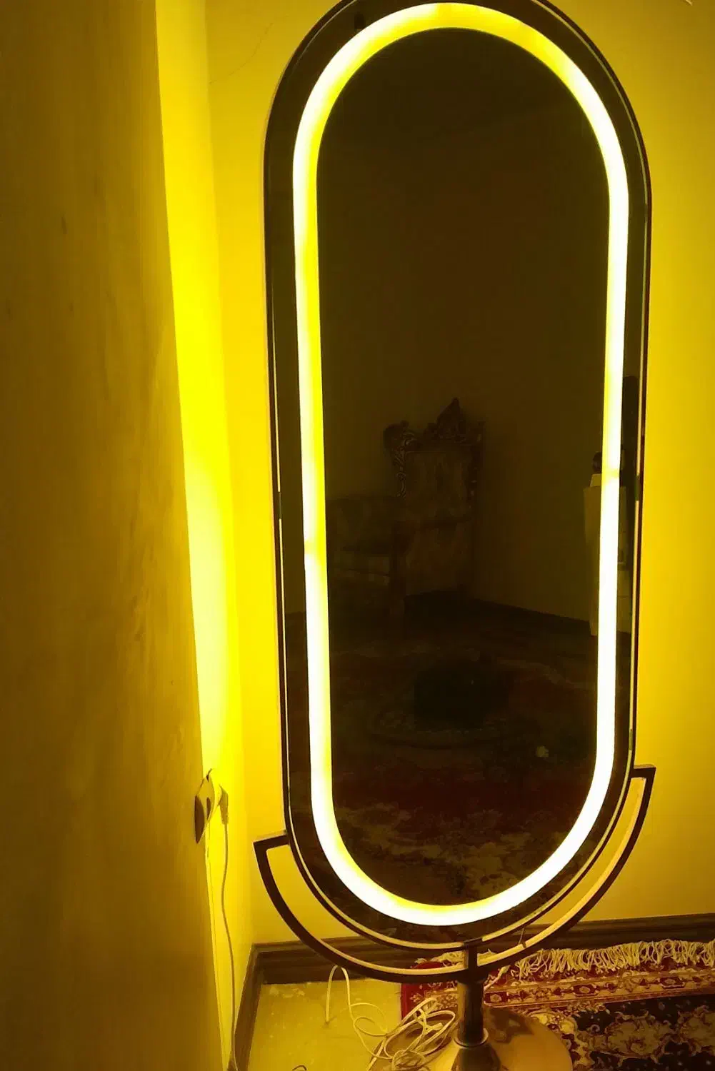 ایینه قدی دور چراغ دار|آینه|گرگان, |دیوار