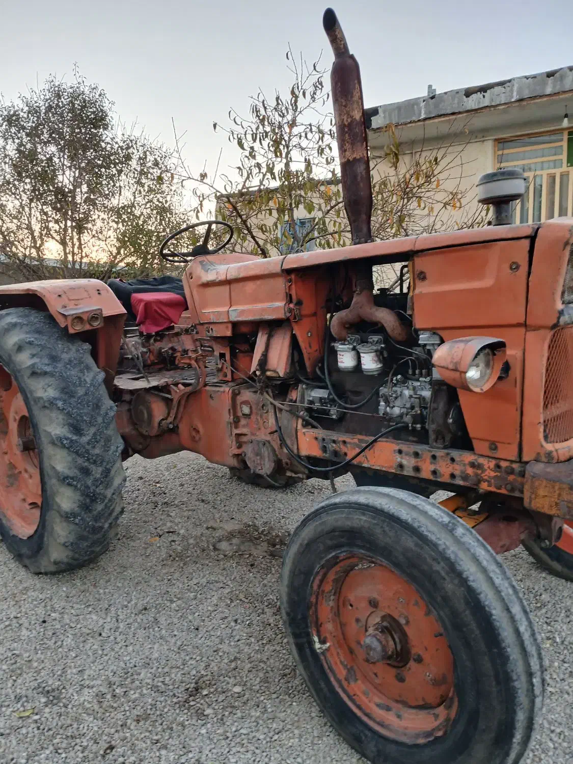 تراکتور رومانی مدل ۶۲|خودرو سنگین|شیراز, شهرک مهدیه|دیوار