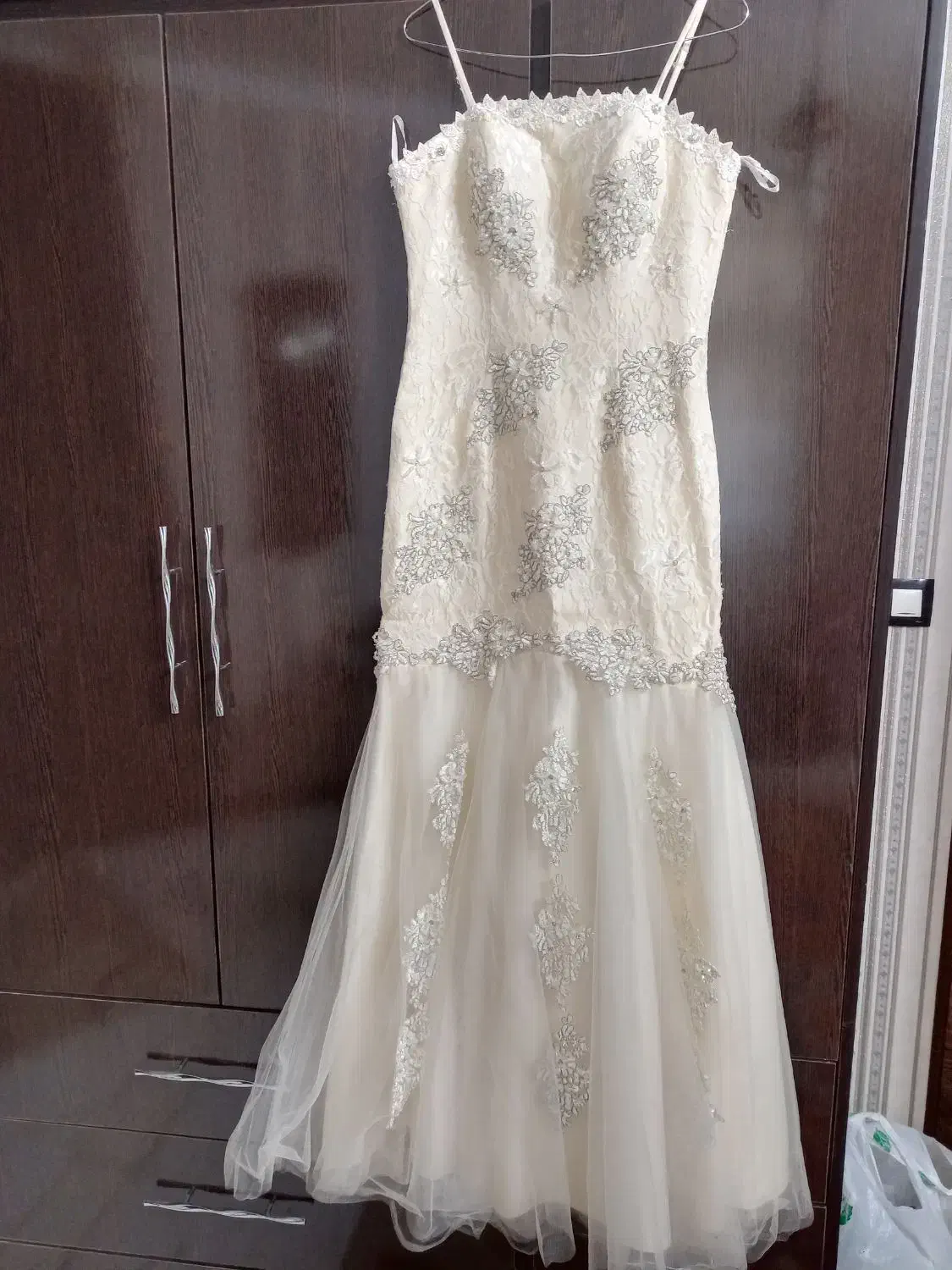 لباس مجلس سرعقد به فروش میرسد|لباس|نیشابور, دارایی|دیوار