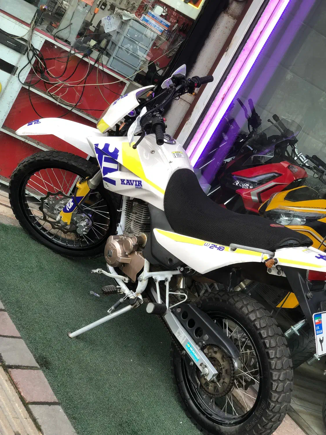 کویر ۲۵۰ مدل ۱۴۰۰ کم کار|موتورسیکلت|رشت, یخسازی|دیوار