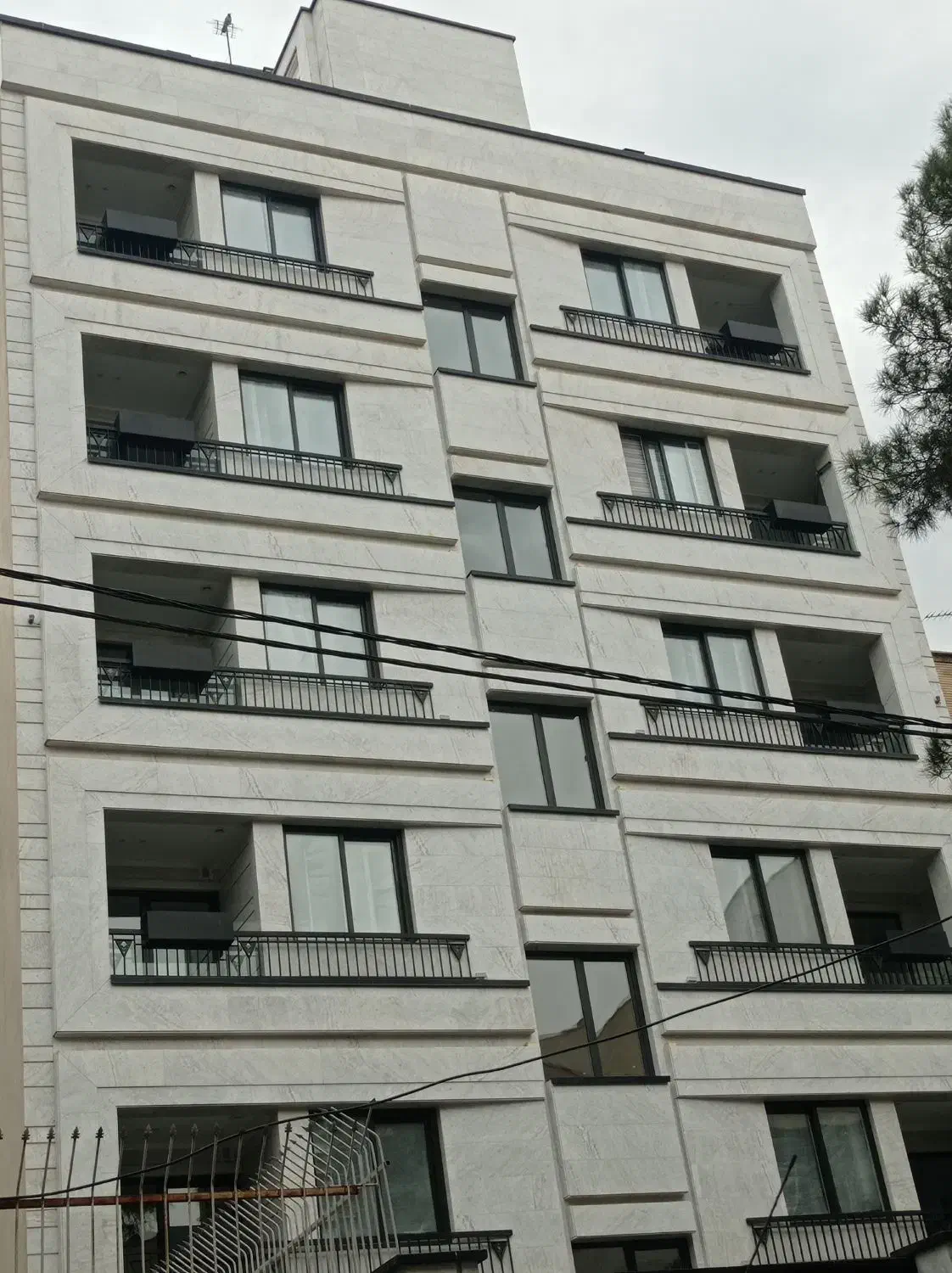 عباس آباد / ۶۰ متر یک خوابه / فول امکانات / نوساز