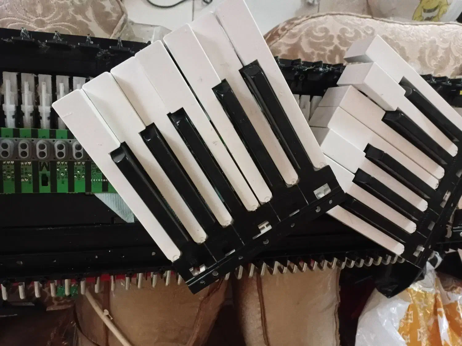 مستقیم از تولید کننده ...بدون واسطه خرید کنید|پیانو، کیبورد، آکاردئون|اصفهان, باغ زرشک|دیوار