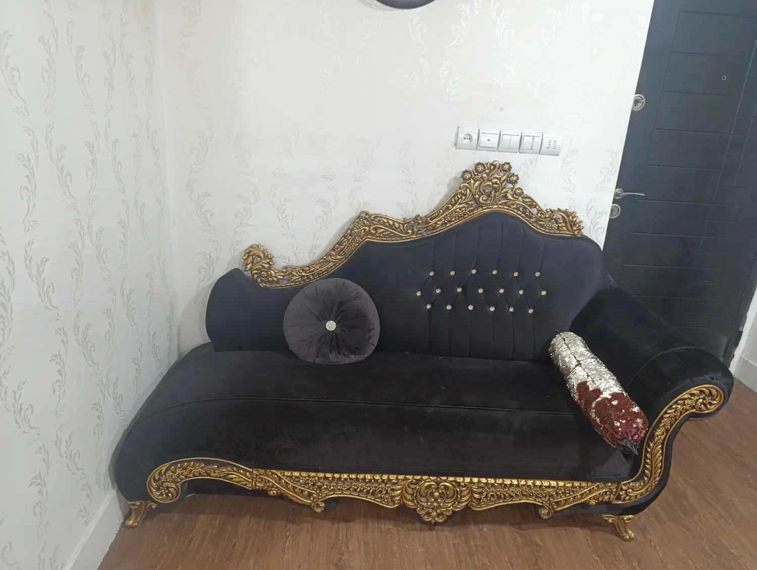 مبل8نفره|مبلمان خانگی و میز عسلی|اهواز, گلستان|دیوار