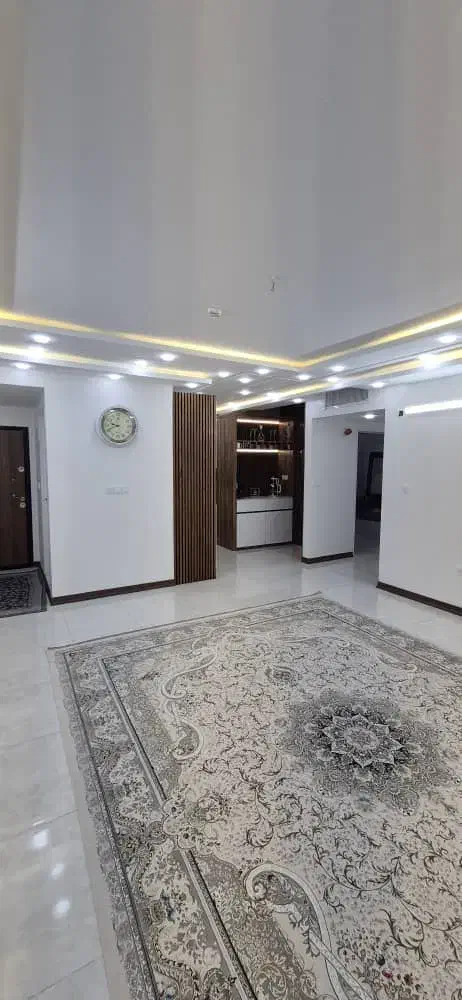 آپارتمان ۹۵متری خیابان مهارت شاهین شهر|فروش آپارتمان|شاهین‌شهر, شهرک امید|دیوار