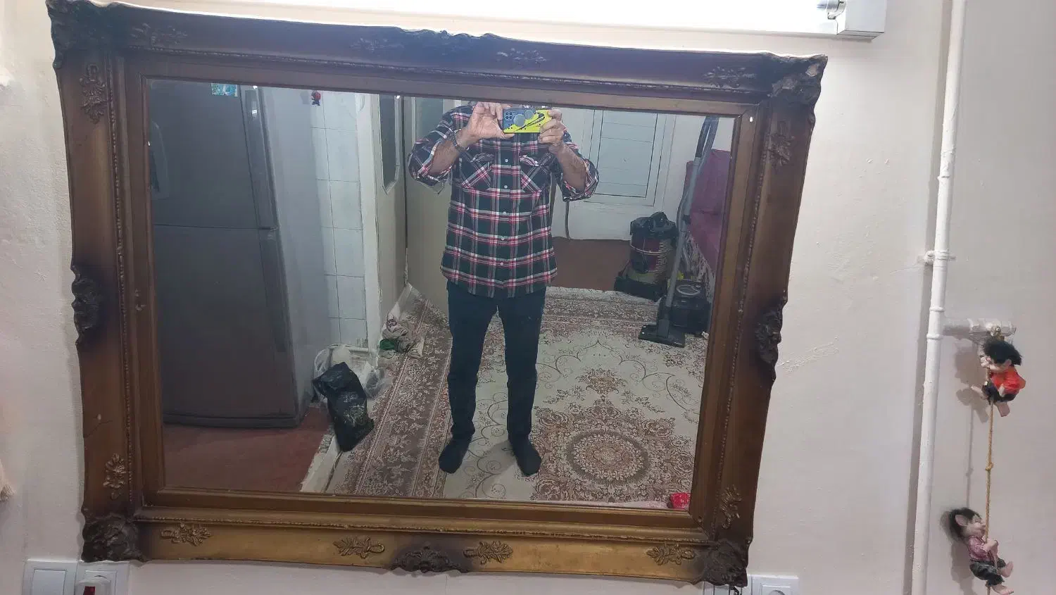 اینه|آینه|زنجان, |دیوار