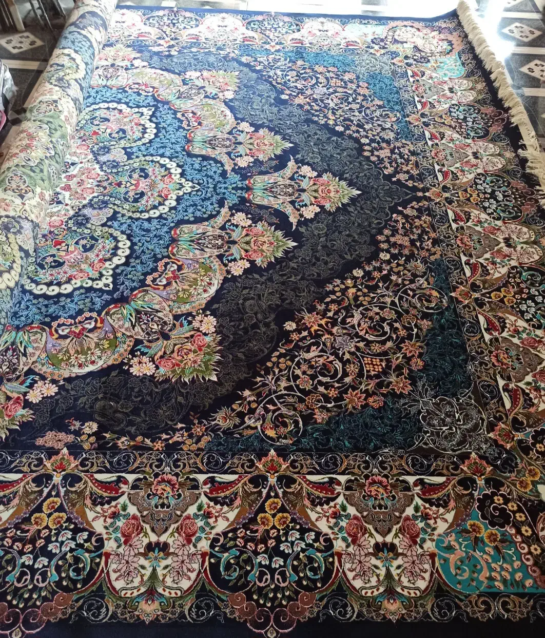 یک تخته ۱۲متری ۱۰۰۰شانا|فرش|مهاباد (آذربایجان غربی), |دیوار