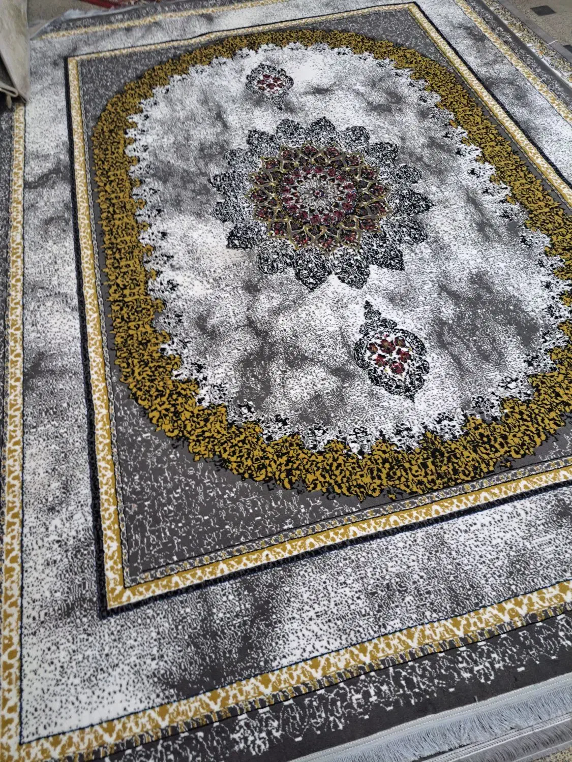 فرش بقیمت موکت|فرش|همدان, |دیوار