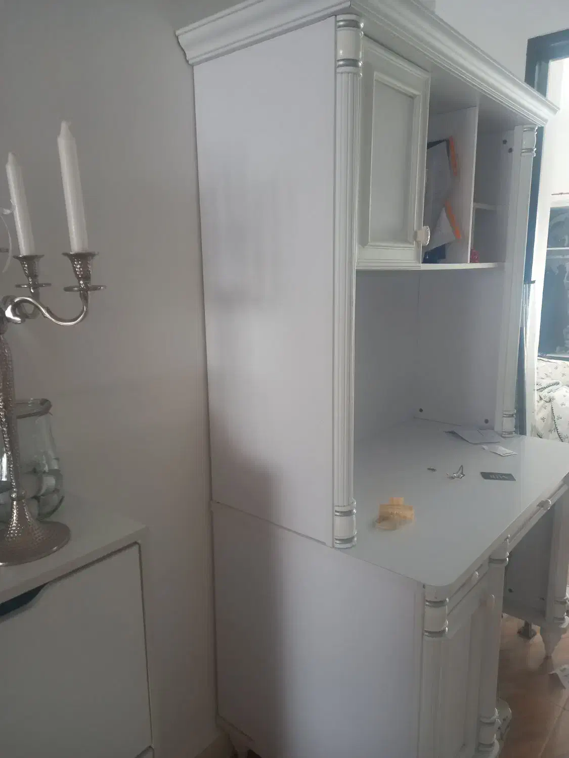 یک عدد میز تحریر در حد نو|میز تحریر و کامپیوتر|قشم, |دیوار