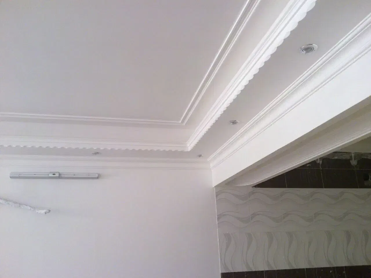 گچ کاری سفیدکاری گچکار ولکه گیری گچ|خدمات پیشه و مهارت|قم, حنیف نژاد|دیوار