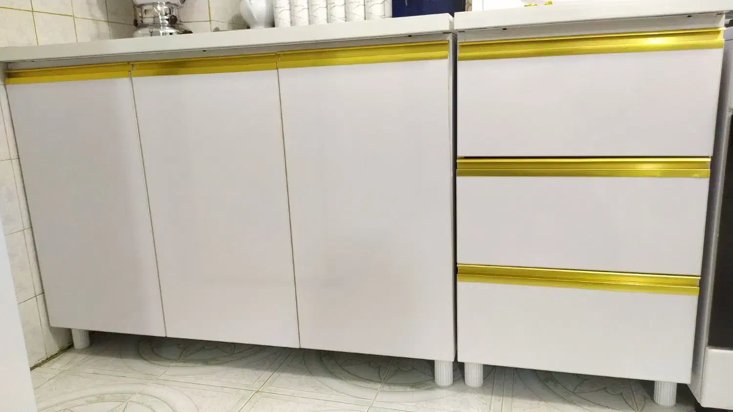 فروشی|آب‌چکان و نظم‌دهنده ظروف|جوانرود, |دیوار