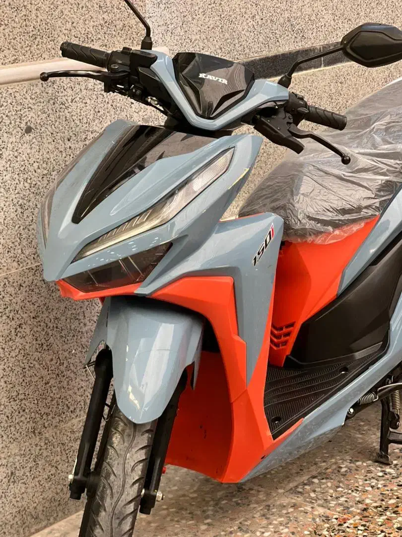 کلیک ۱۴۰۲|موتورسیکلت|شیراز, کوشک میدان|دیوار