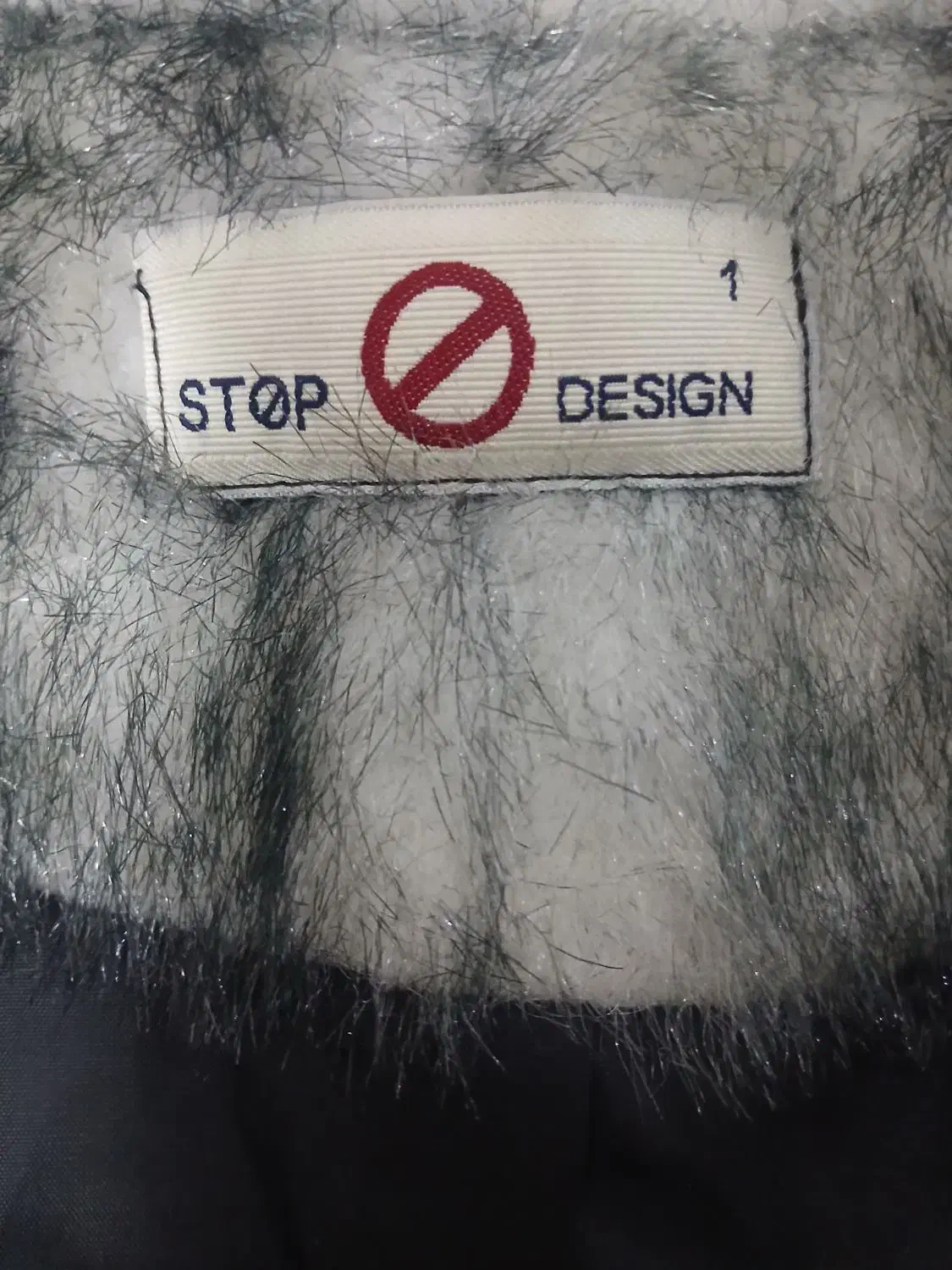 پالتو|لباس|کاشان, گبرها|دیوار