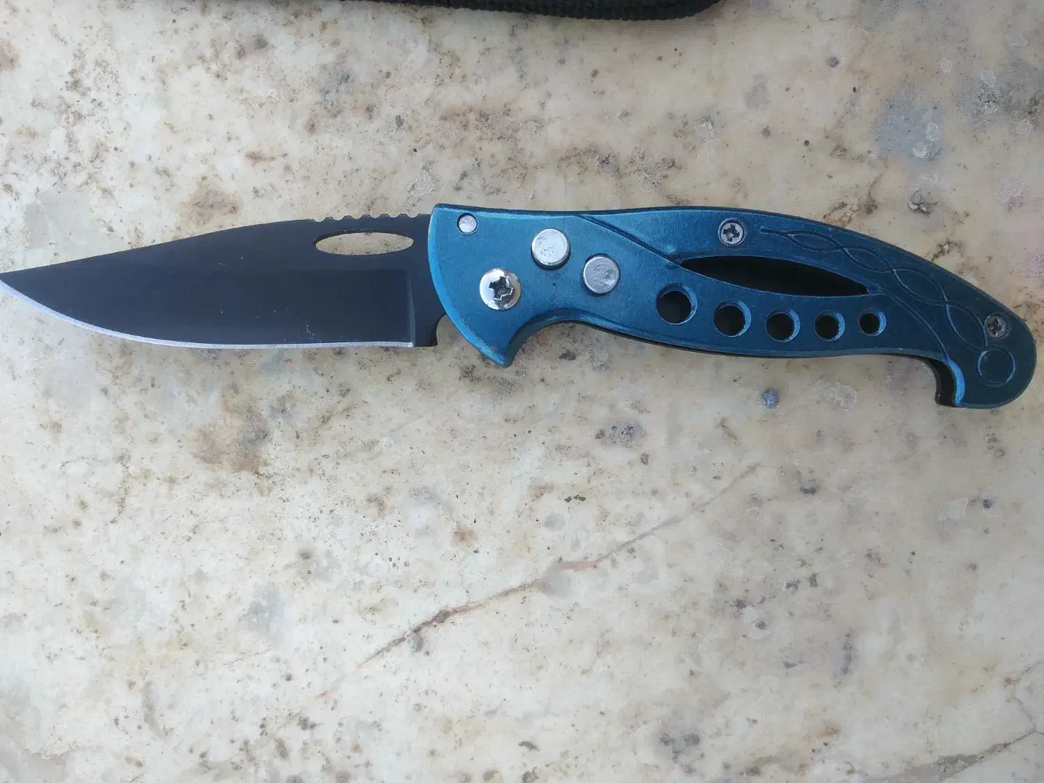 چاقو|کوهنوردی و کمپینگ|علی‌آباد کتول, |دیوار