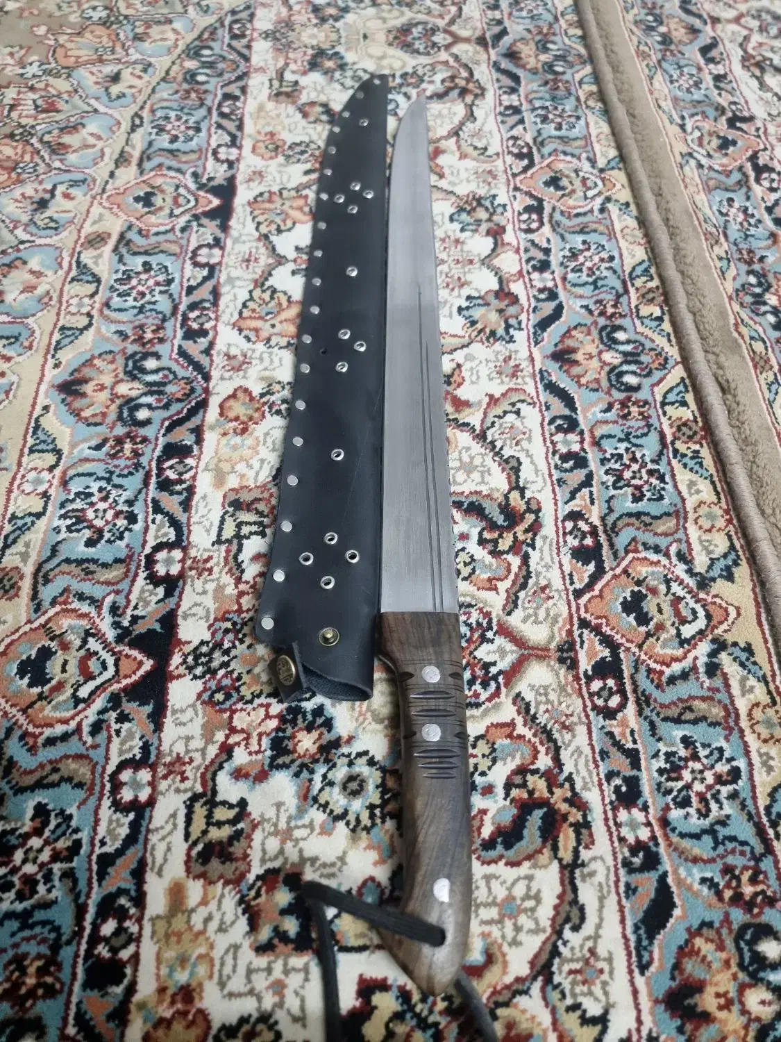 چاقو 60 تایی .|کوهنوردی و کمپینگ|قم, ولیعصر|دیوار