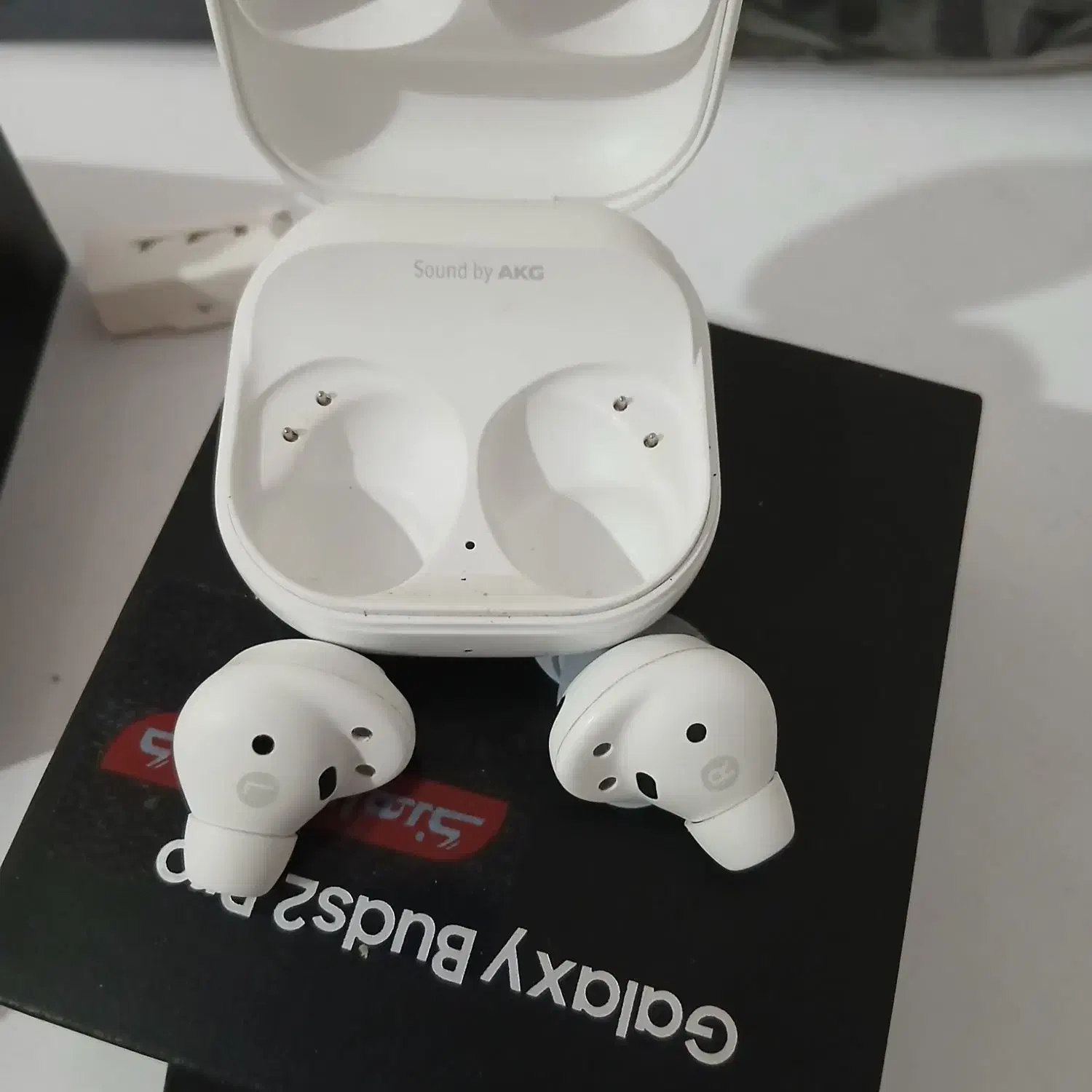 ایرپاد باز ۲ لایو پرو گلکسی سامسونگ|لوازم جانبی موبایل و تبلت|مشهد, شهرک رازی (شهرک غرب)|دیوار