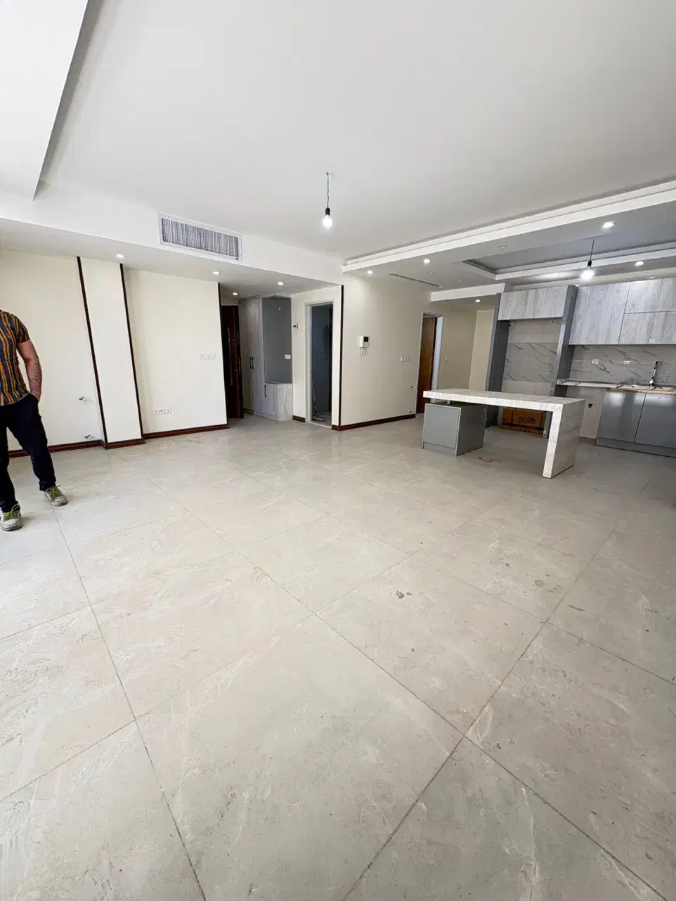 100متراپارتمان/صفر/جنوبی/هشتبهشتغربیمَلکشمالی|فروش آپارتمان|اصفهان, ملک|دیوار