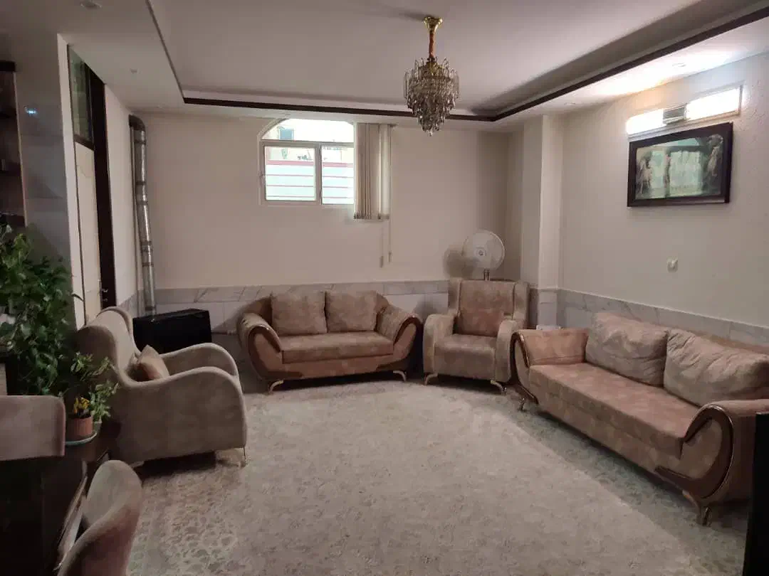 آپارتمان ۷۶ متر  فول دو میلیارددویست میلیون تومان|فروش آپارتمان|شاهین‌شهر, نبوت|دیوار